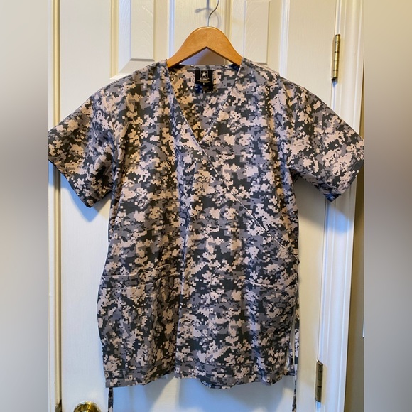 U.S.Army scrub top New without tags Size Small - Picture 1 of 3